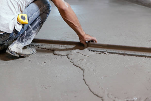 Best Concrete Driveway Installation in Alorton, IL